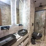 Noam Luxury Hotel Sarandë