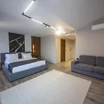 Noam Luxury