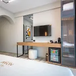 Noam Luxury