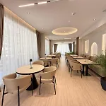 Noam Luxury