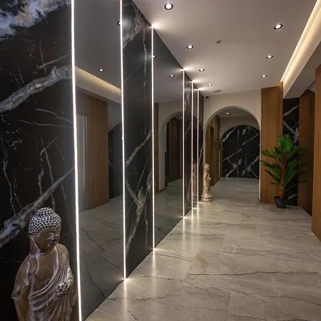 Noam Luxury 4*
