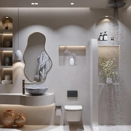 Noam Luxury Hotel 4*