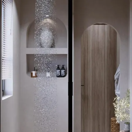 Noam Luxury Sarande