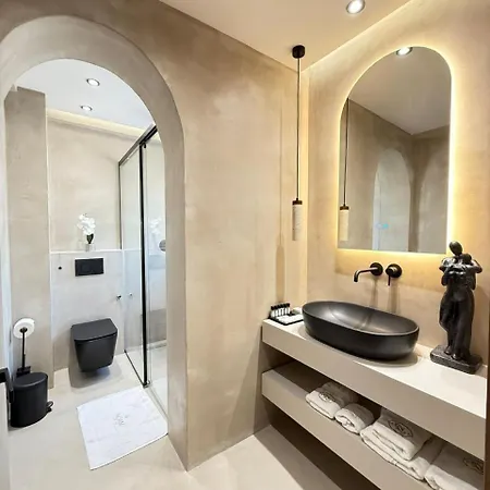 Noam Luxury 4*