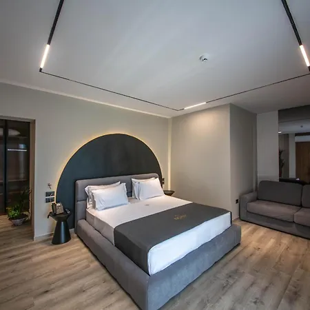 Noam Luxury Hotel