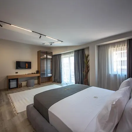 Hotel Noam Luxury 4*