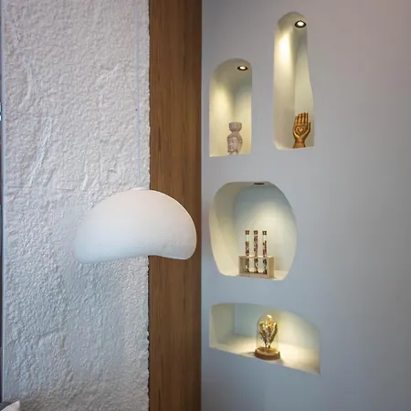 Szálloda Noam Luxury 4*