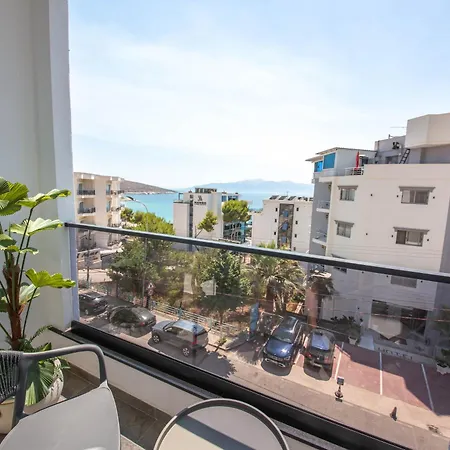 Noam Luxury Szálloda 4*