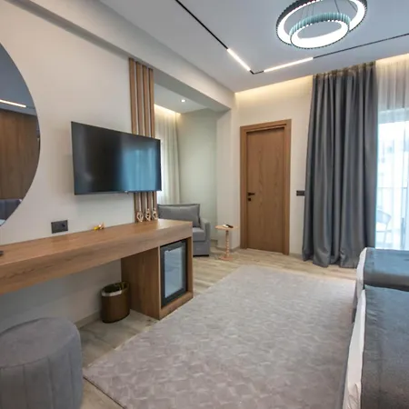 Noam Luxury Saranda