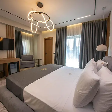 Noam Luxury 4*