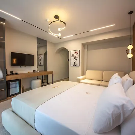 Noam Luxury
