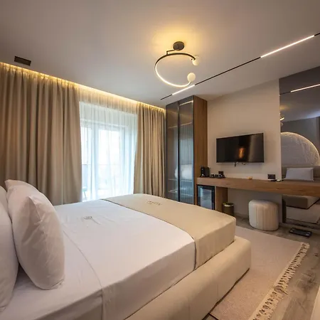 Noam Luxury 4* Saranda