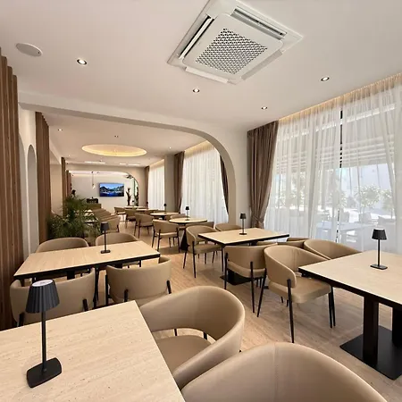 Noam Luxury Szálloda Saranda
